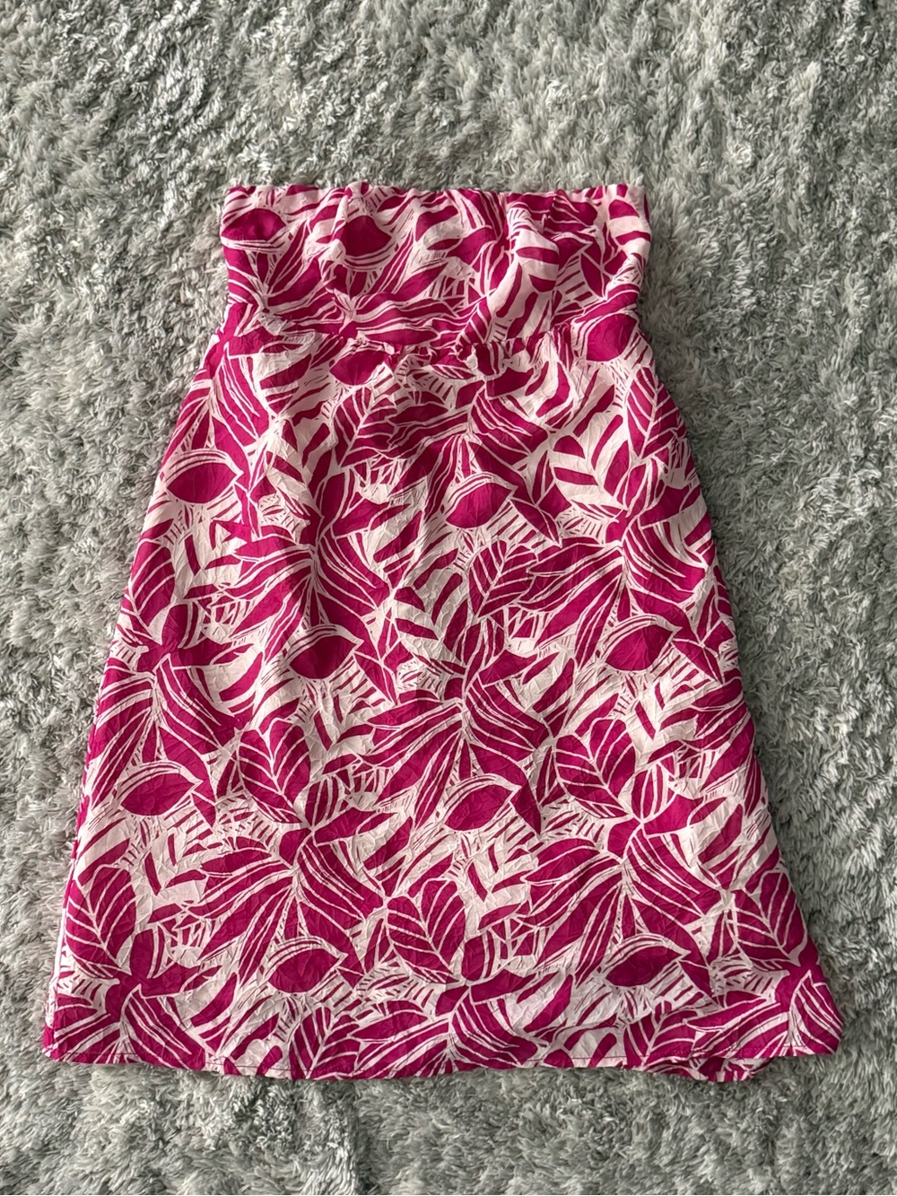 American Eagle Outfitters Pink and White Leaf-Print Dress